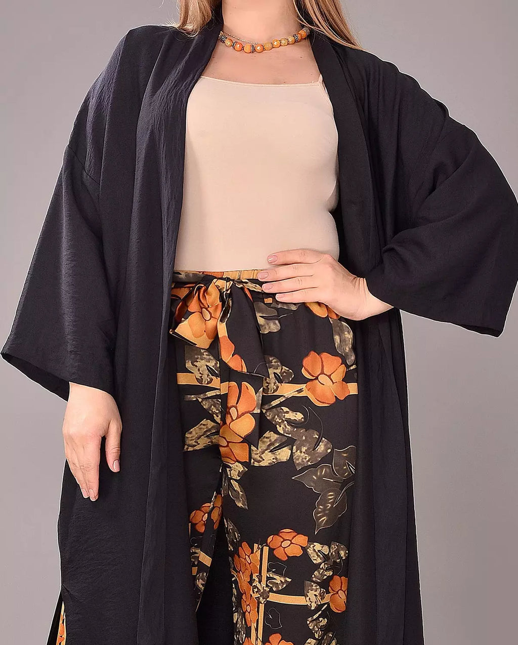 Black basic cardigan